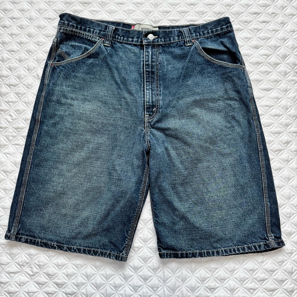 Levi's Medium Wash Blue Denim Jean Worker Shorts 90s Y2K Streetwear Sz W38